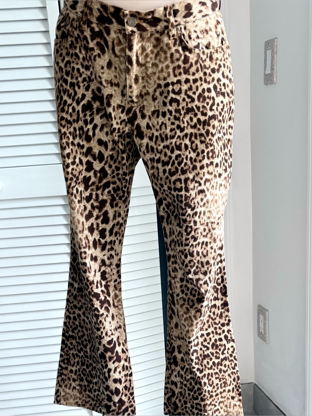 Leopard Print women’s Flared Pants - Brown Size 8